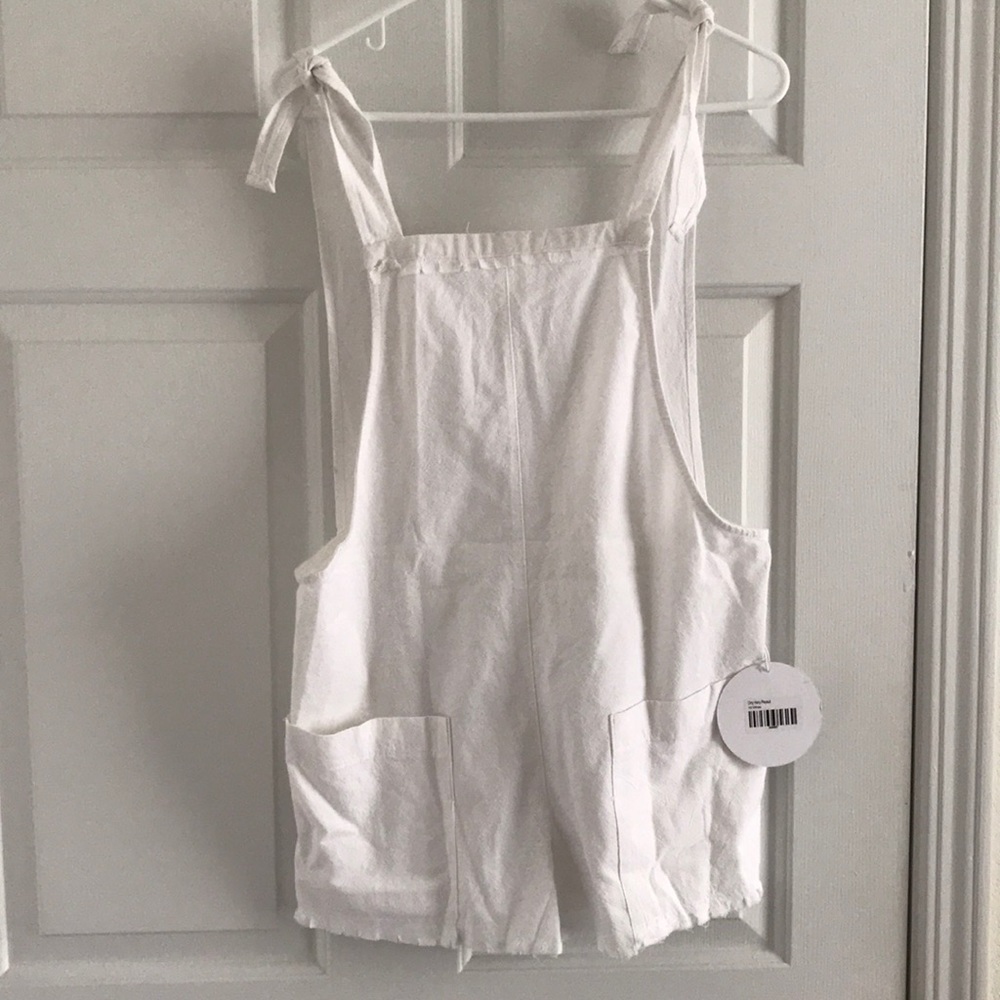 Princess Polly white short overalls/romper